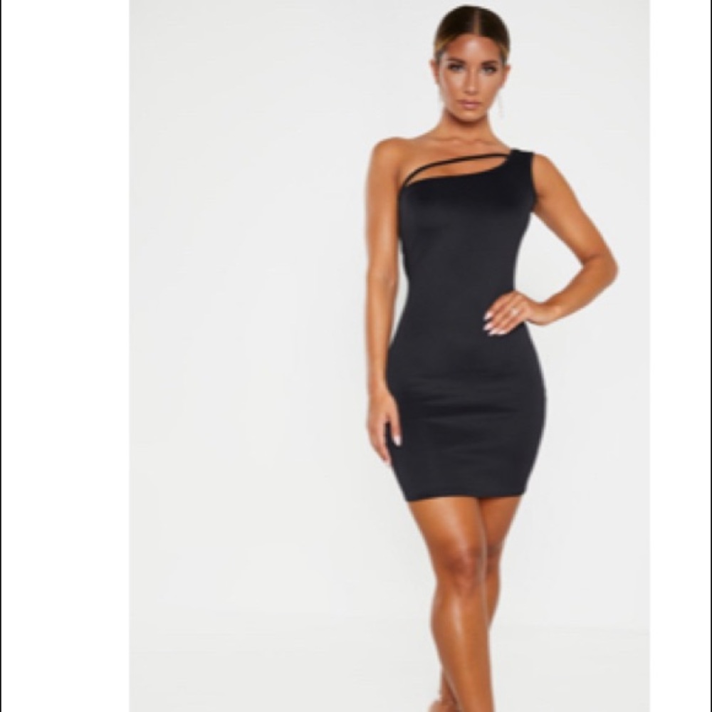 One shoulder sexy black dress